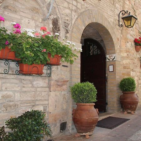 Hotel Pax Ασίζη Εξωτερικό φωτογραφία