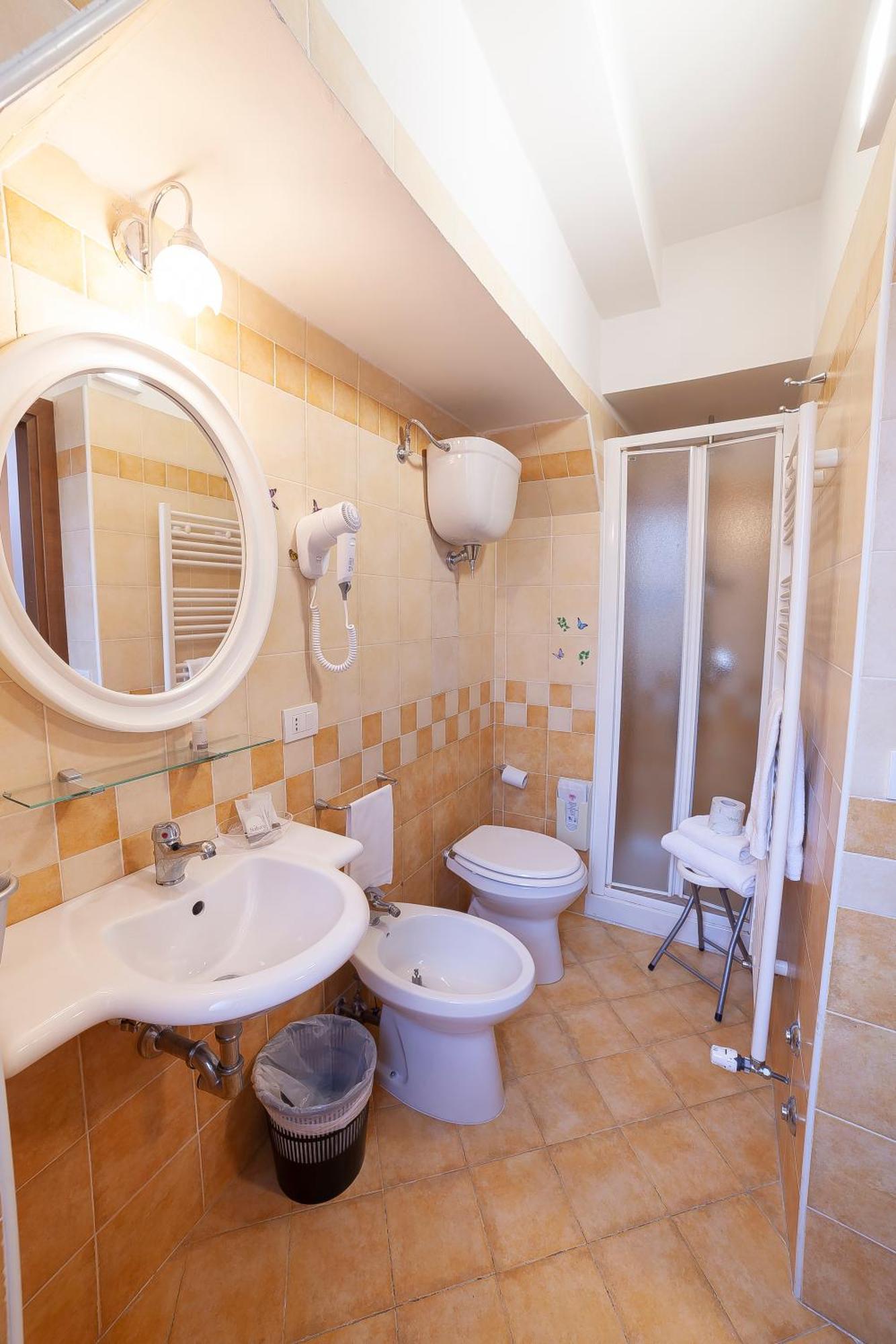 Hotel Pax Ασίζη Εξωτερικό φωτογραφία