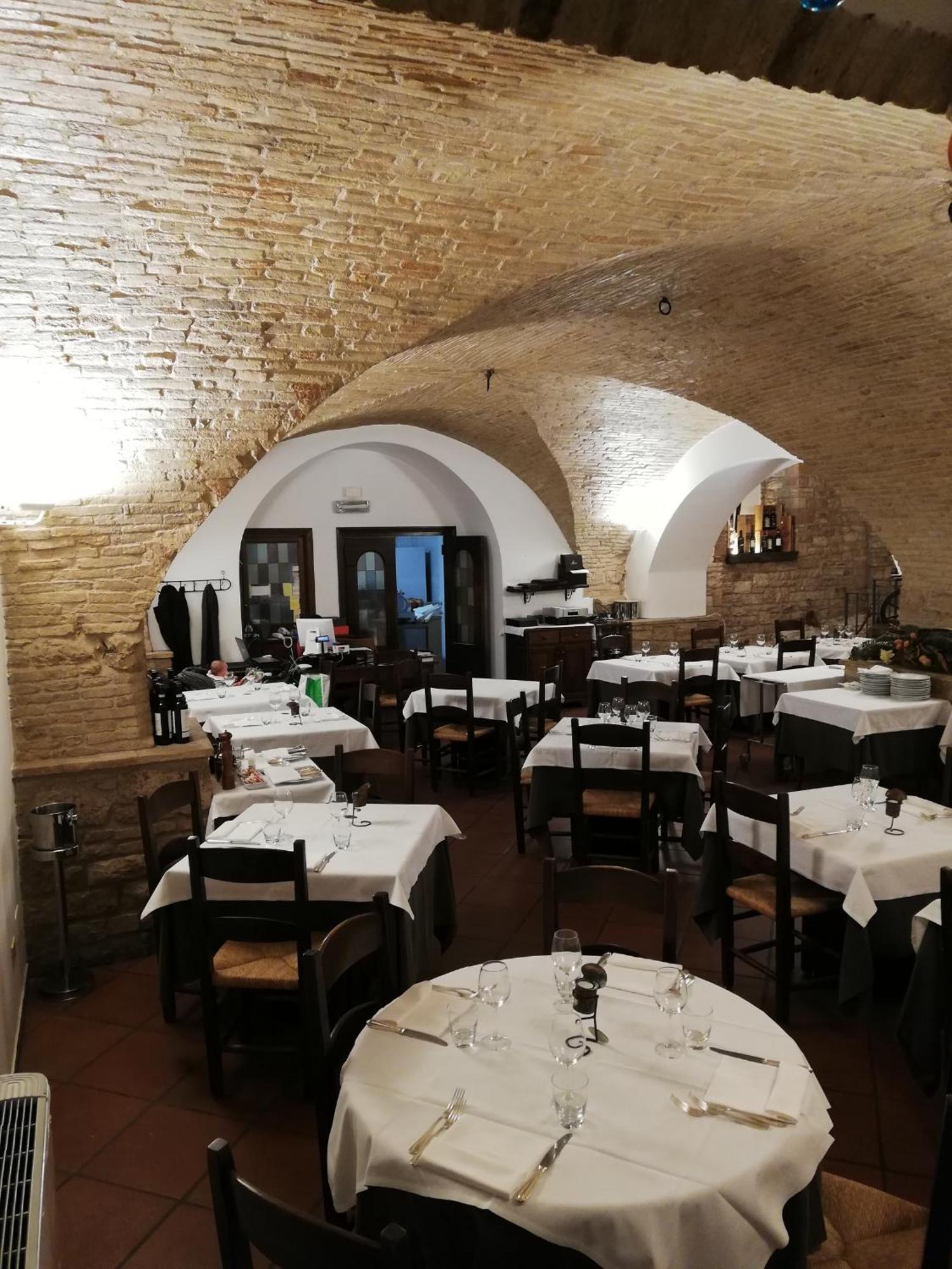 Hotel Pax Ασίζη Εξωτερικό φωτογραφία