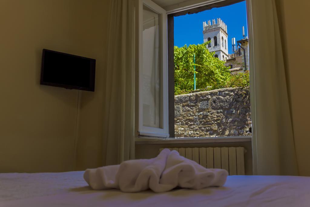 Hotel Pax Ασίζη Εξωτερικό φωτογραφία